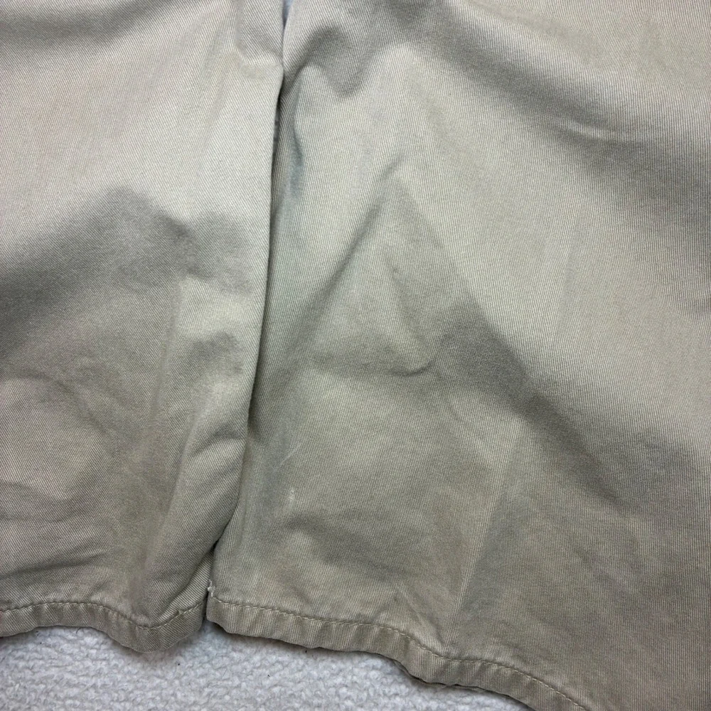 Vintage Levis L2 Khakis Chino Pants Men 36x34 Beige Baggy Wide Leg Relaxed 90s